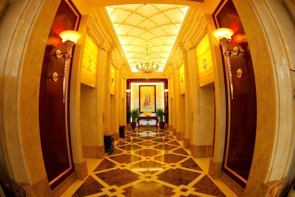 Qingdao Enrichee Gloria Plaza Hotel 16/29