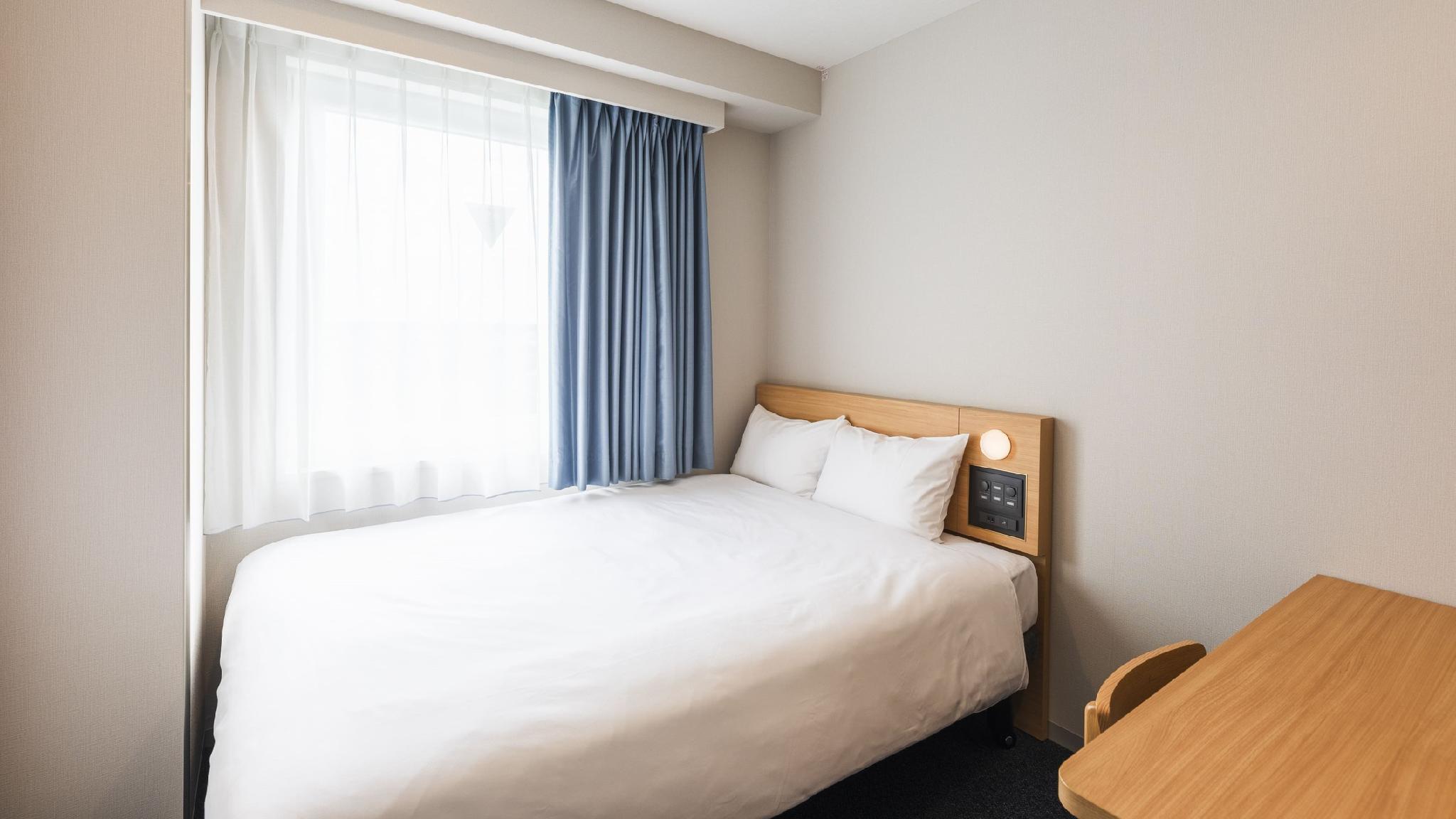 Semi Room, Standard, Semi Double Bed, Smoking