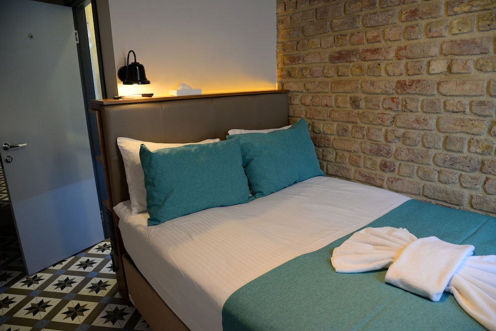 Pera Luna Residence - Special Class 12/66
