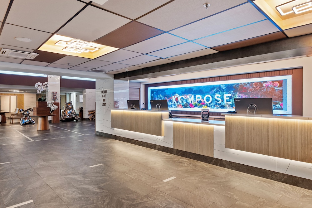 Kompose Boutique Resort at Theme Parks 8/55