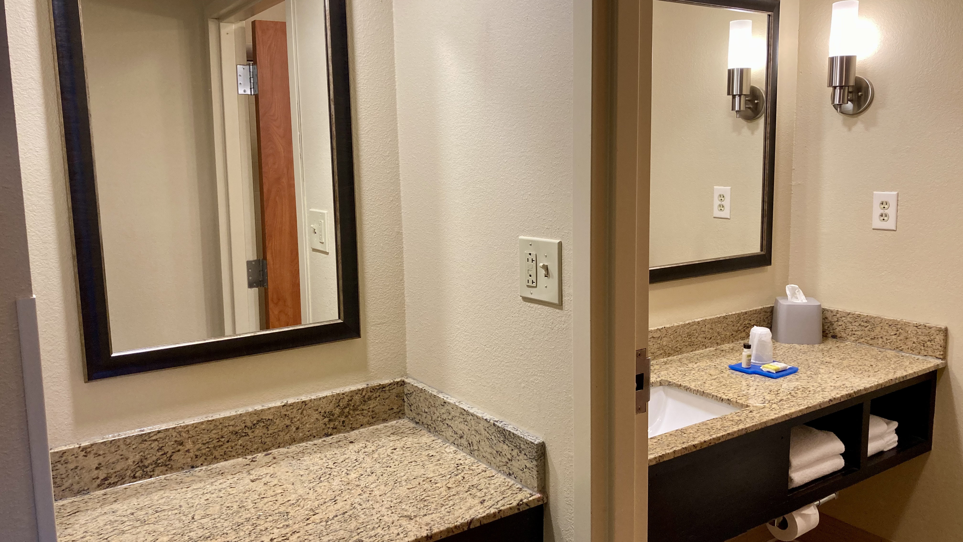 Holiday Inn Express Hotel Suites Edmond 63/63