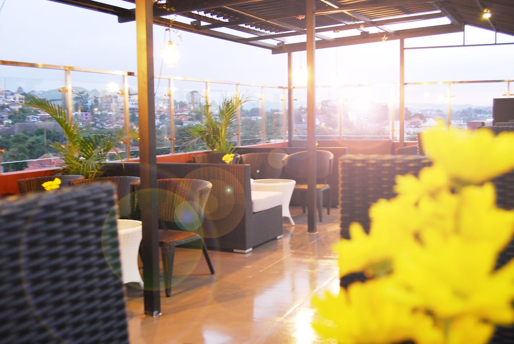 Horison Inn Alaska Simpang Lima Semarang 40/49