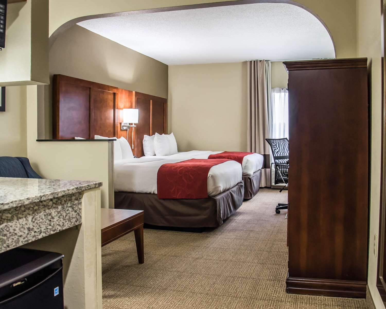 SUITE, 2 QUEEN BEDS