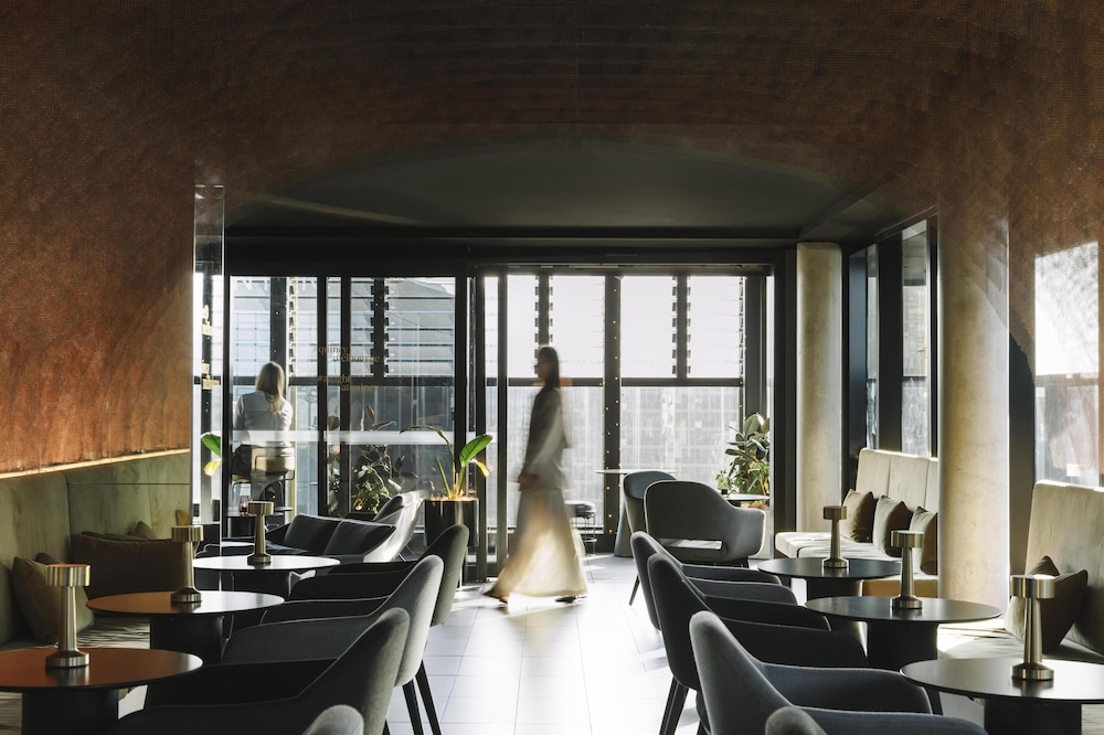 Quincy Hotel Melbourne 41/70