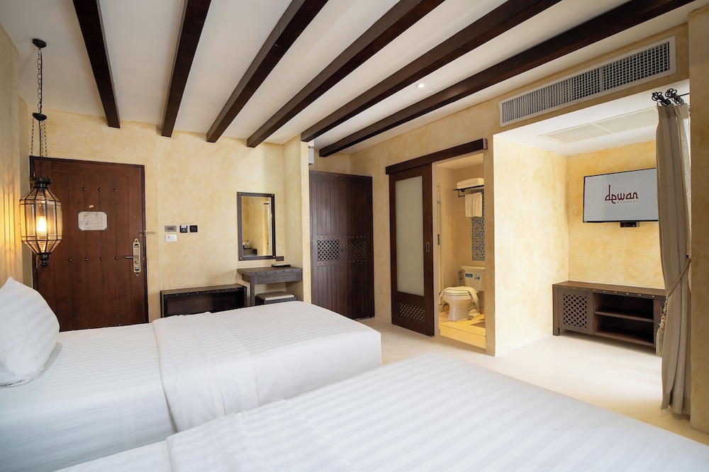 DELUXE TWIN ROOM