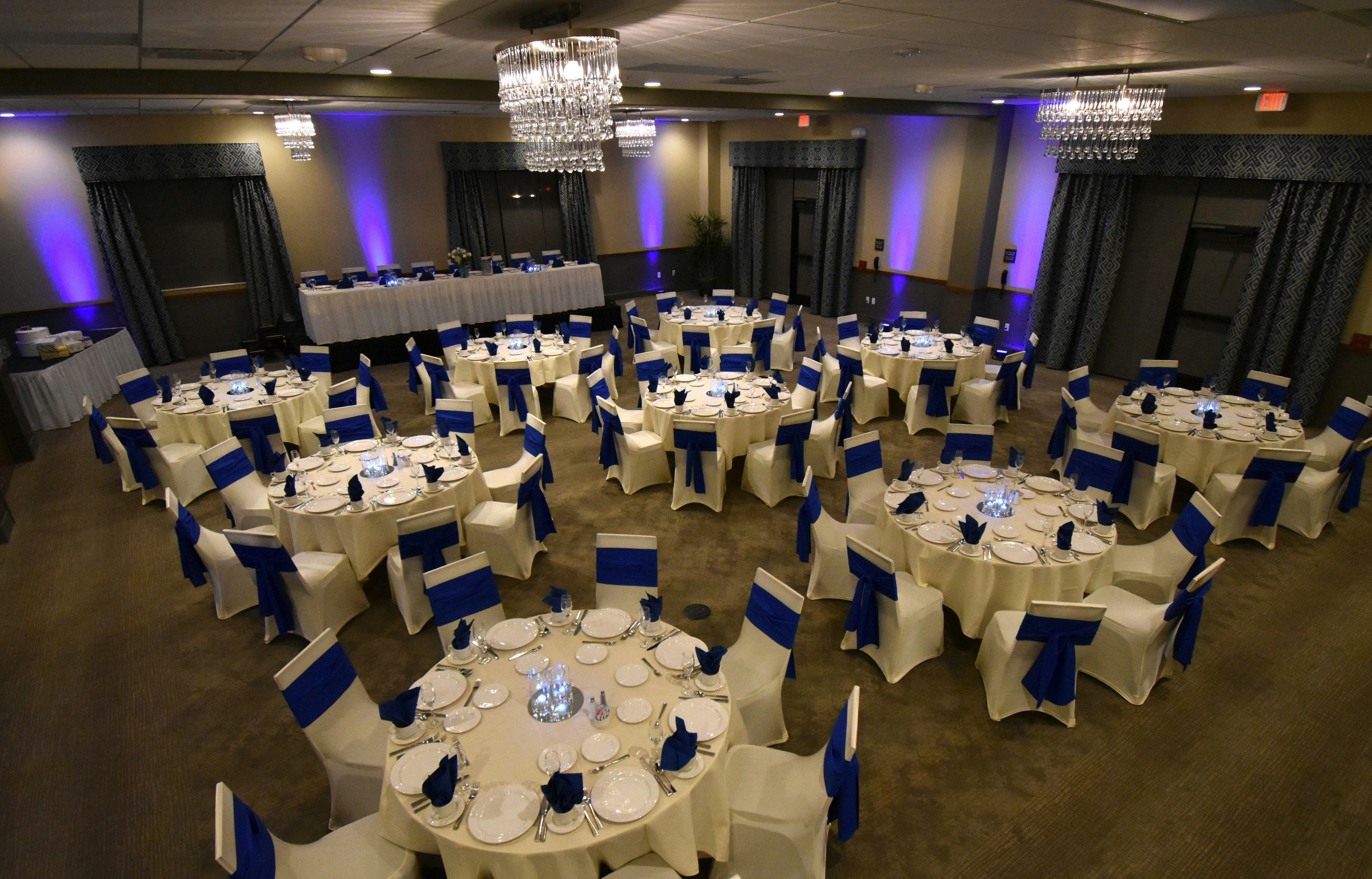 Hampton Inn & Suites Milwaukee West 60/64