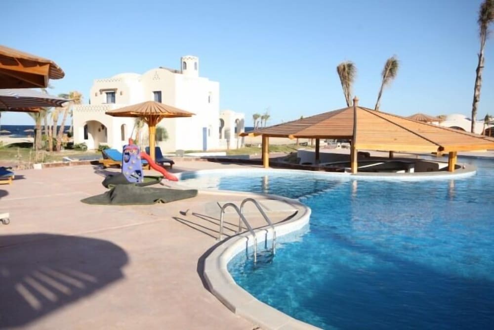 Beach Safari Nubian Resort 35/50
