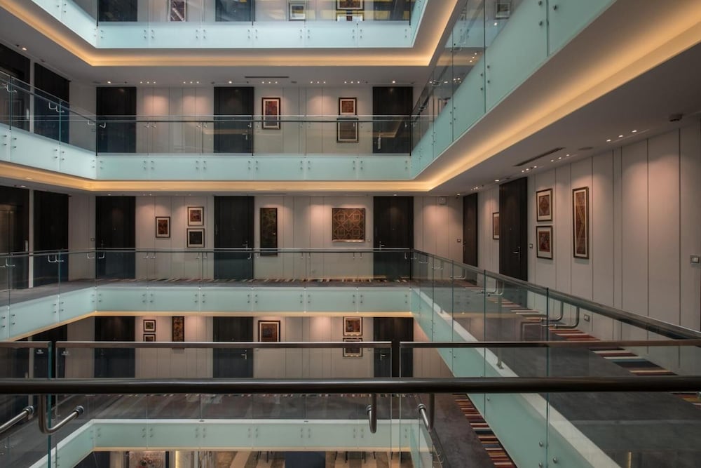 Eastin Residences Vadodara Apartment Hotel 1/35