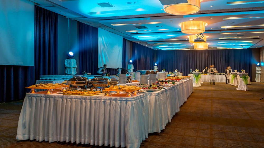 Holiday Inn Almaty 68/81