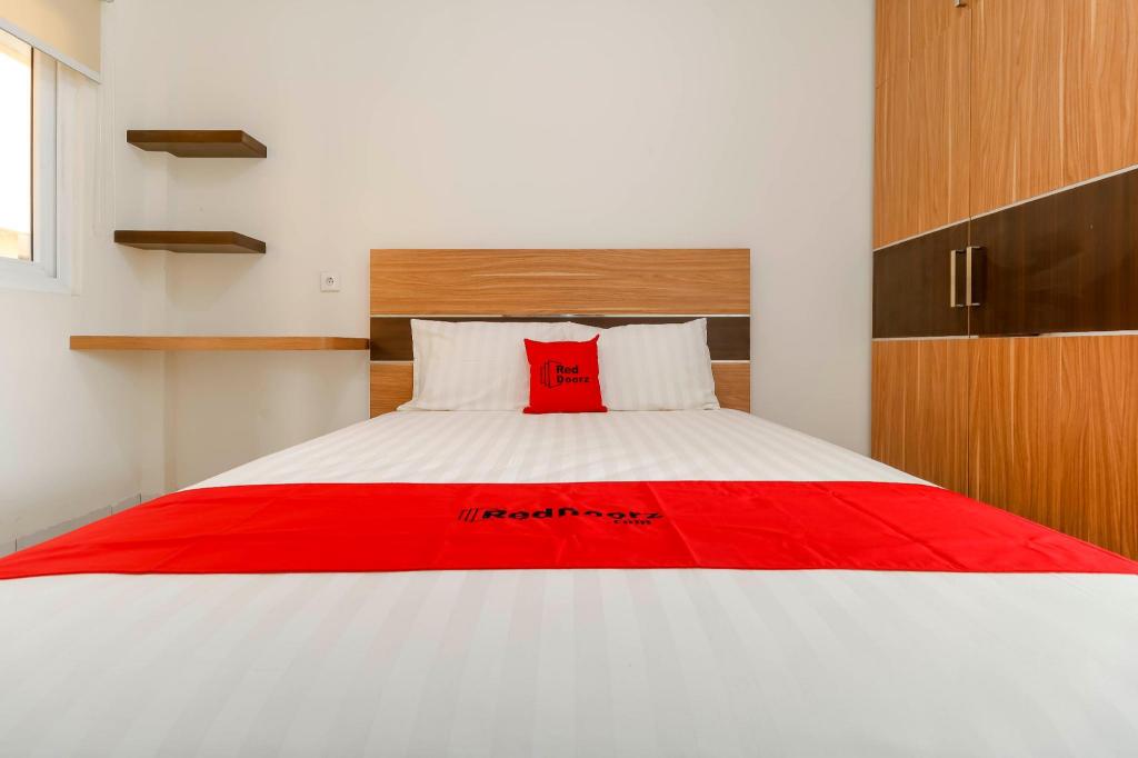 Reddoorz Plus Near Palembang Square Mall 21/33