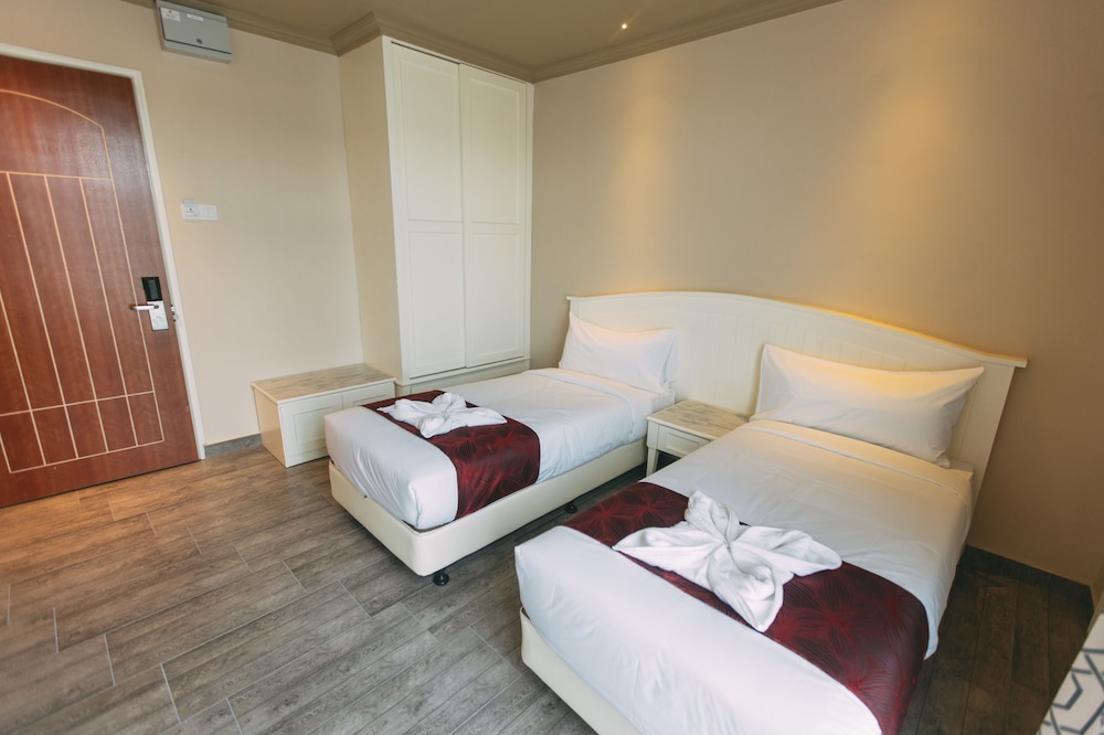 Tasik Villa International Resort 31/72