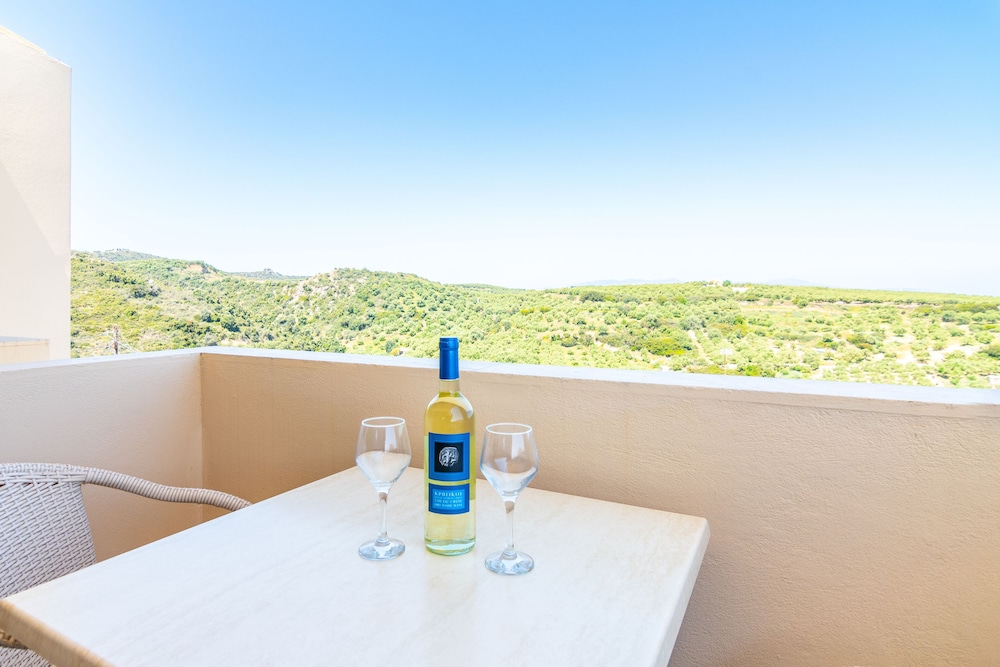 Orestis Hotel 43/56