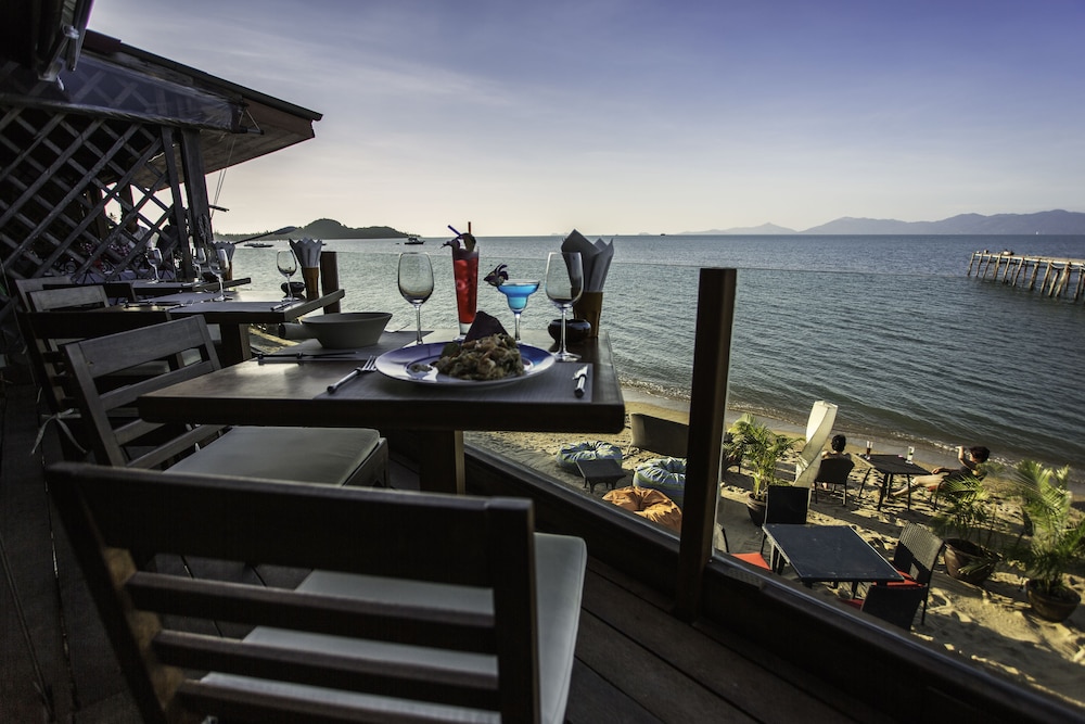 Enjoy Beach Hotel 60/73