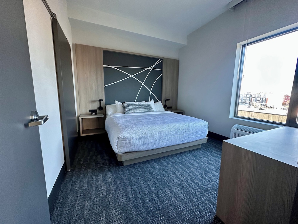 1 Bedroom, Honeymoon, Suite, King Bed
