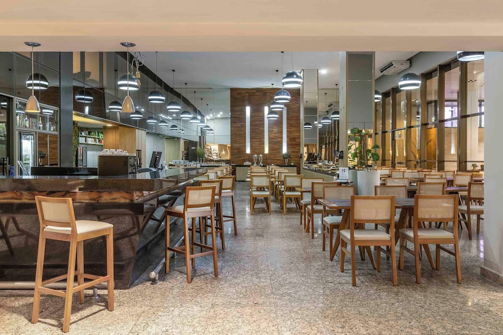 SJ Premium Hotels By Atlantica (ex. Hilton Garden Inn Goiania) 61/85