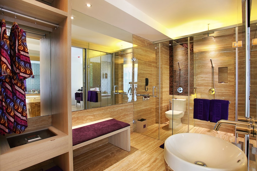 Grand Mega Resort And Spa Bali 12/61