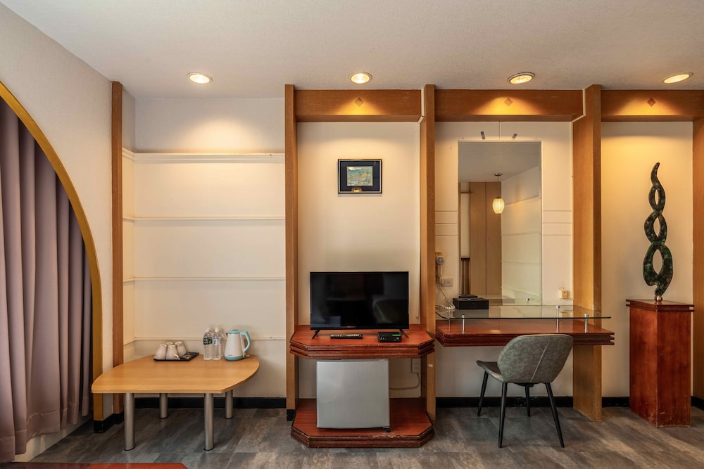 Hwa Nan Hotel 59/70