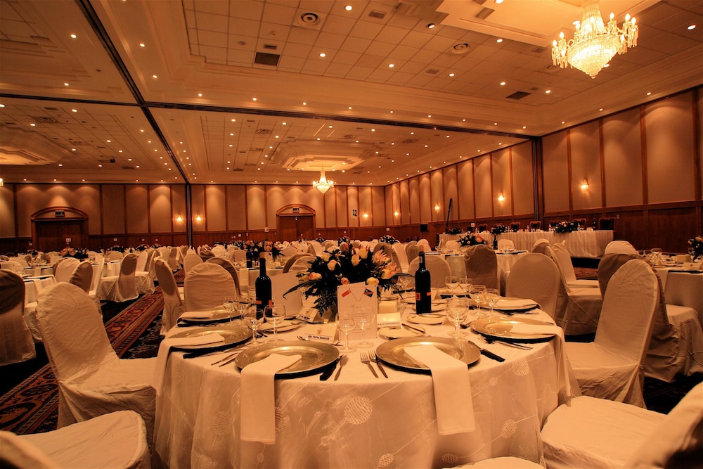 Movenpick Hotel Windhoek 48/70