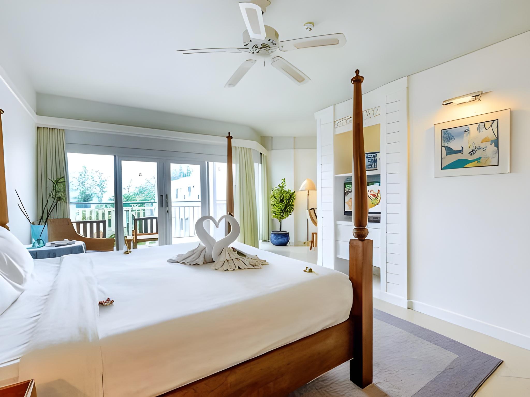 Deluxe, Double Bed