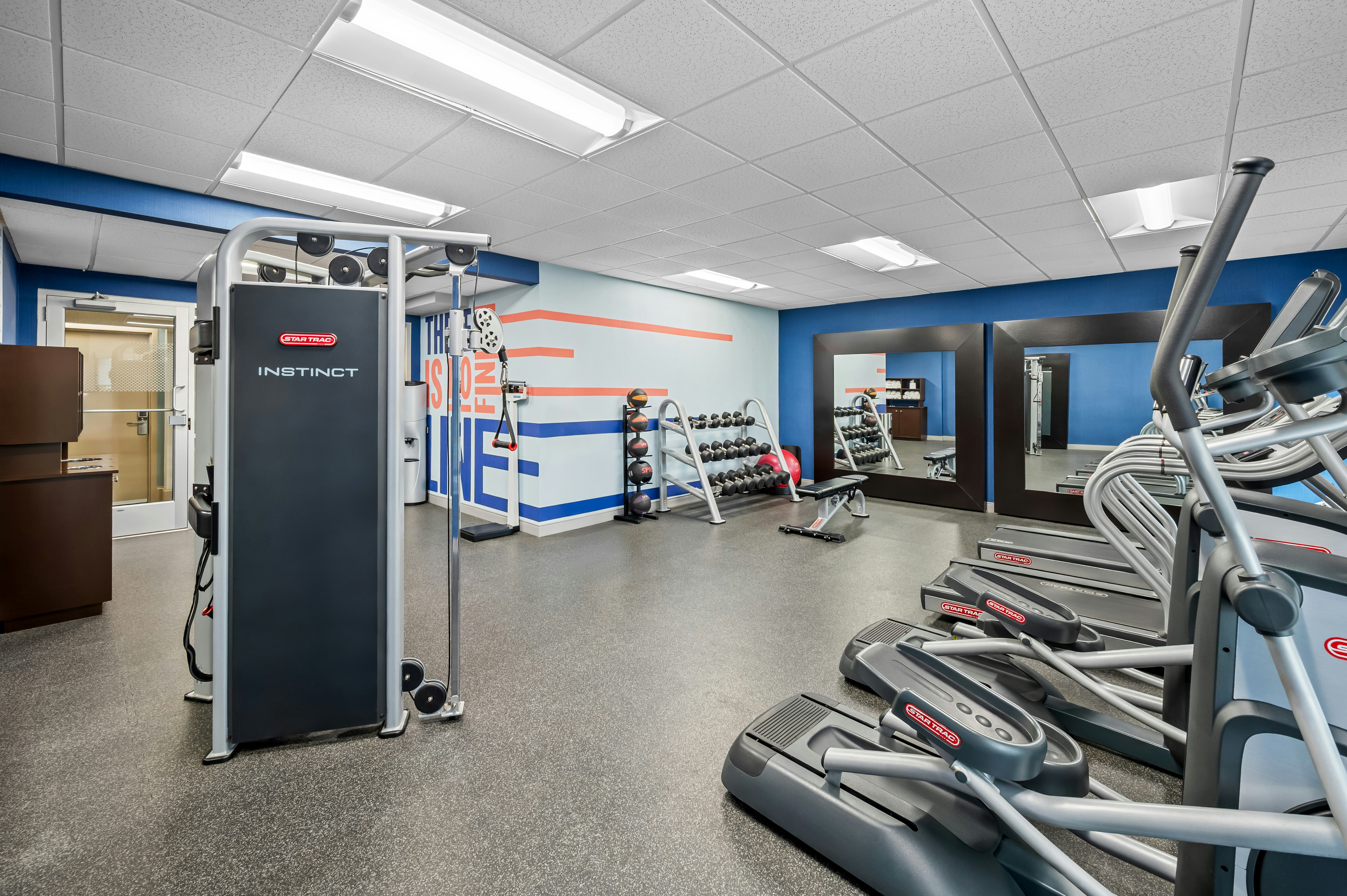 HAMPTON INN NAPLES I-75 31/59