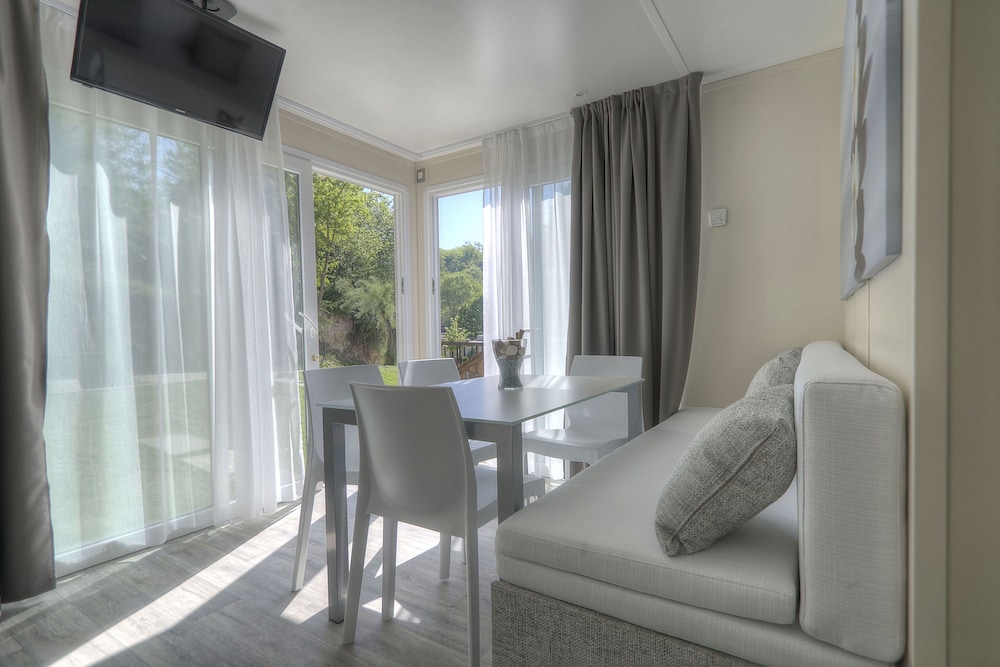 Flaminio Village Bungalow Park Campground 47/71