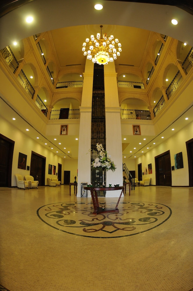 The Convention Center Royal Suites Hotel 6/50