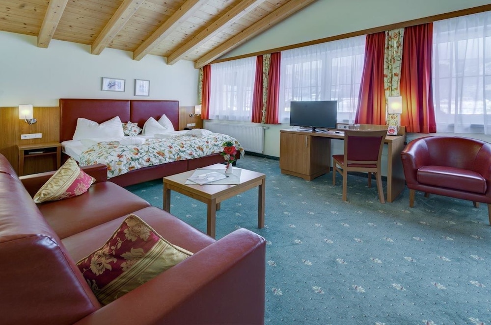 VERWOHN HOTEL VOTTERS SPORTKRISTAL 32/50