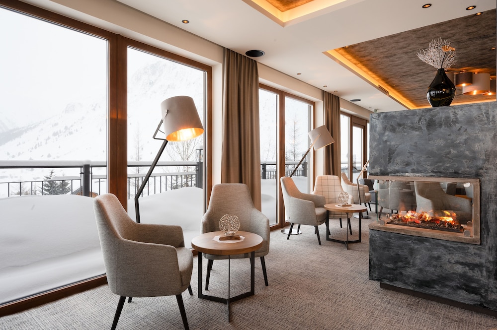 Almhof Hotel 29/48