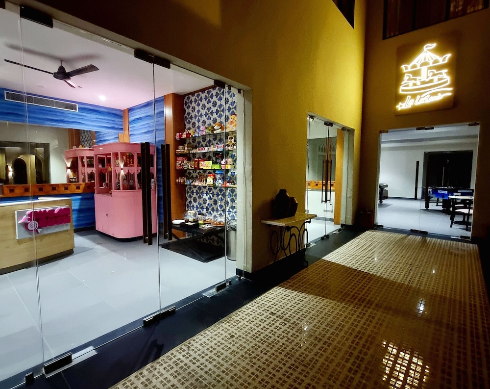 Pramod Lands End Resort, a member of Radisson Individuals 11/65