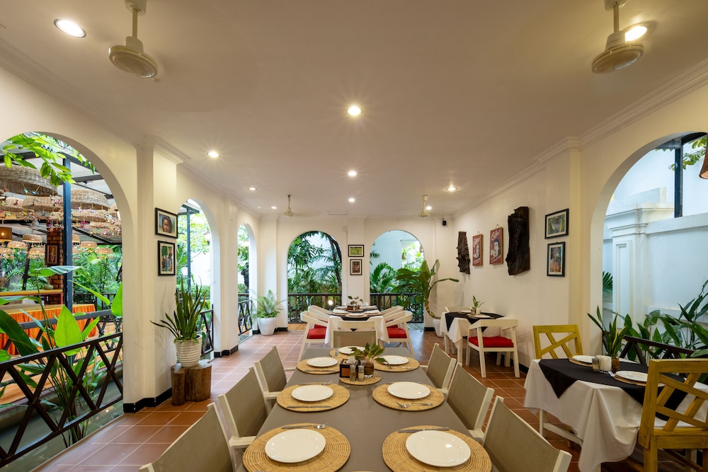 La Residence WatBo Hotel 50/64