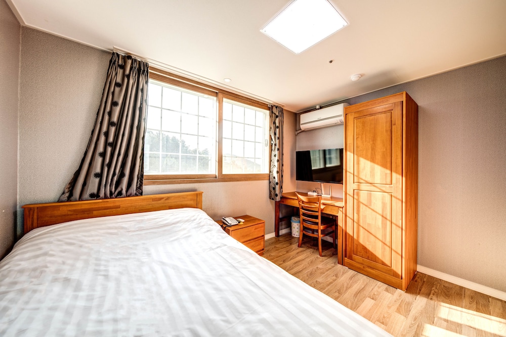 Geoje Oasis Hotel 13/36