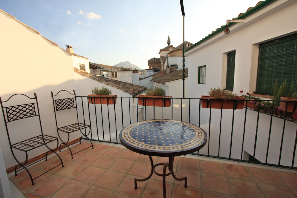 Casa Banos de la Villa 30/36