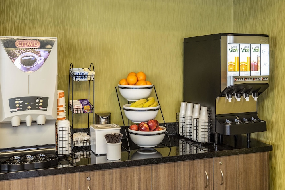 Comfort Inn Edmundston 24/35