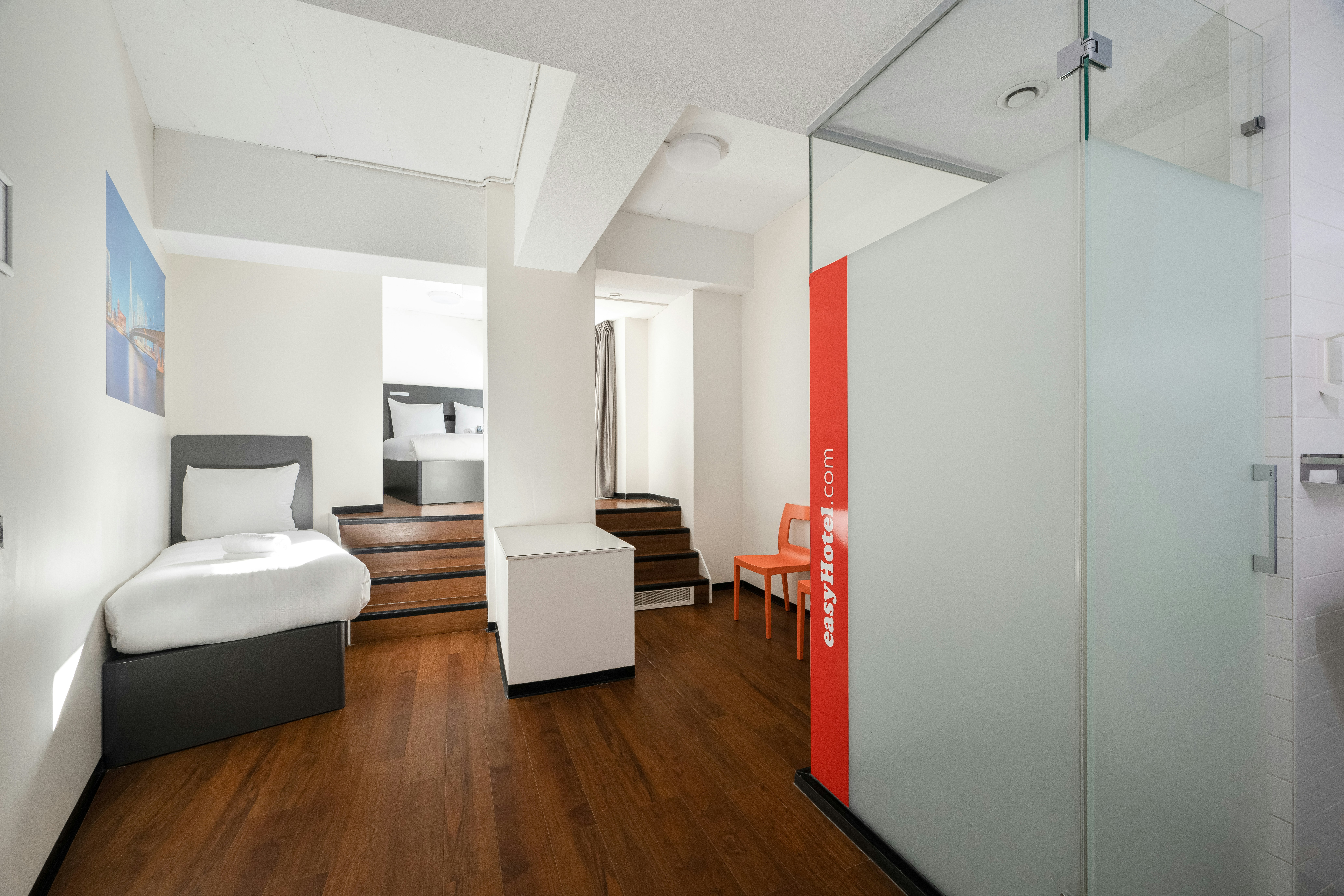 easyHotel Rotterdam City Centre 7/15