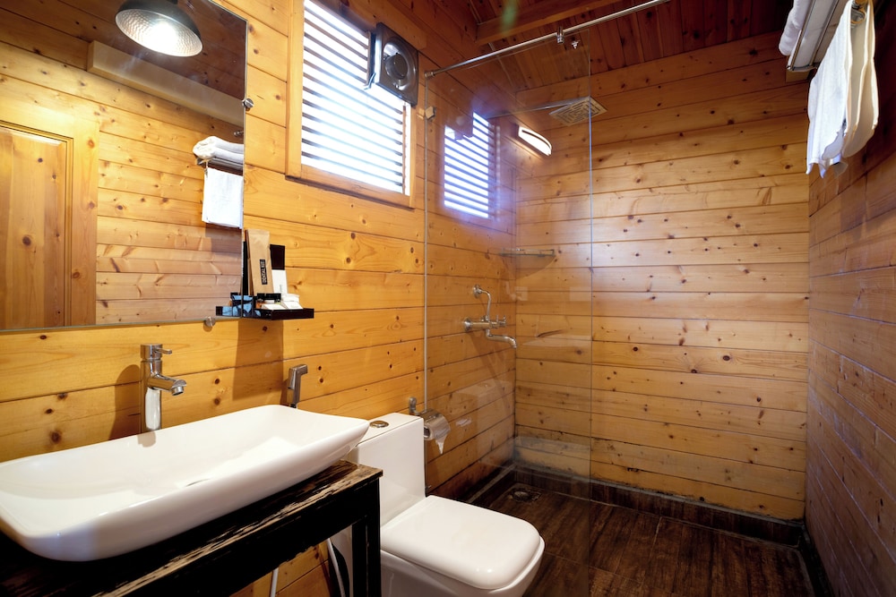 White Woods Resort & Spa 30/33