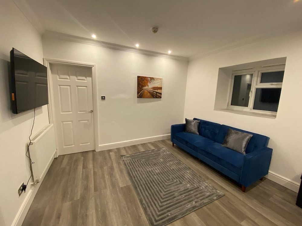 Boswell Elite Two Bed Apartment 14/19