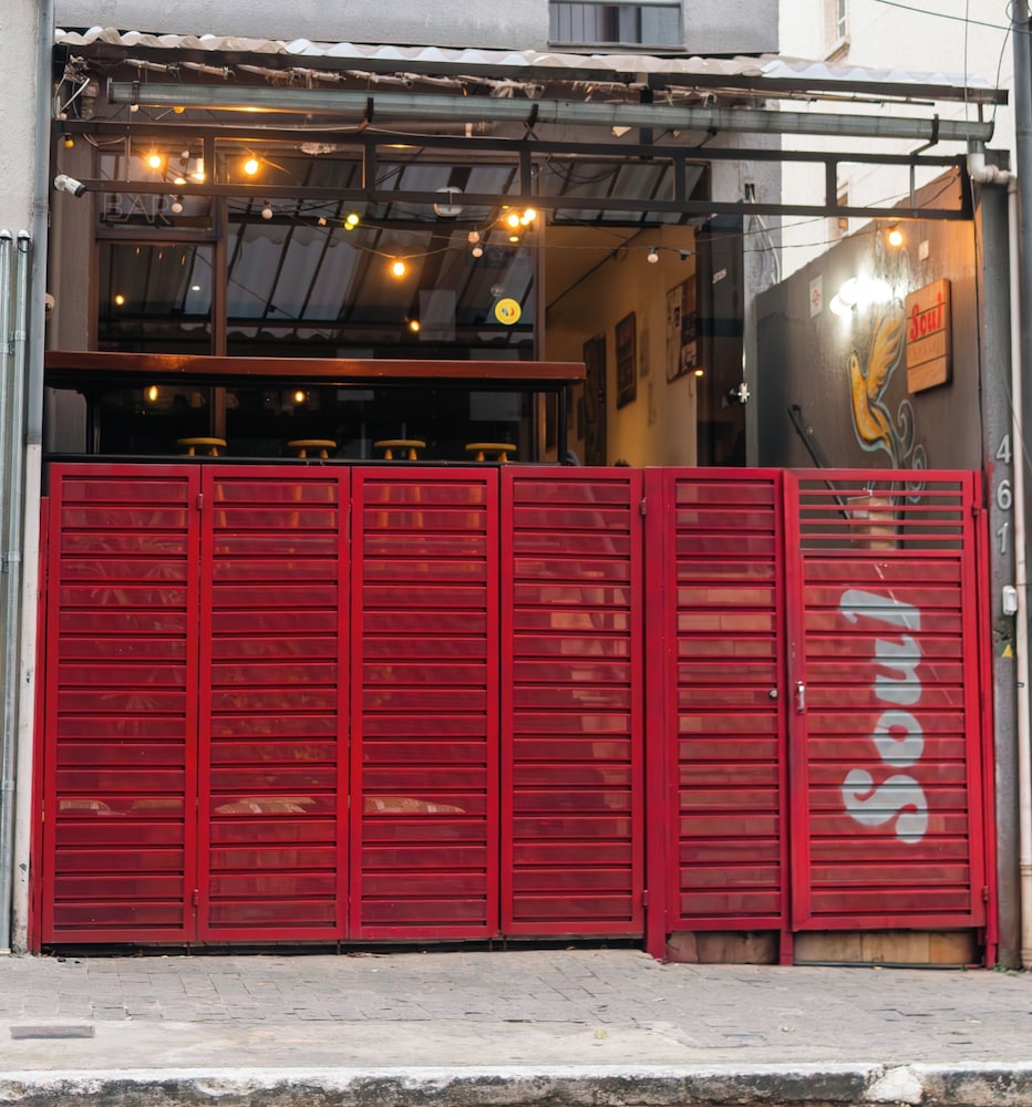 Soul Hostel 1/50