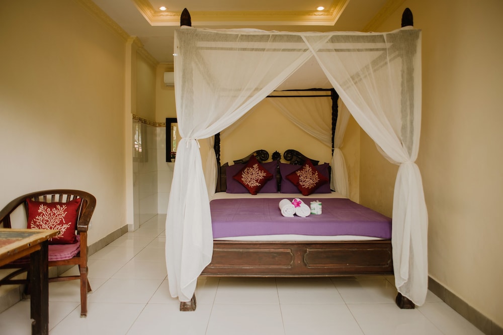 Nyoman Warta Accommodation 6/25
