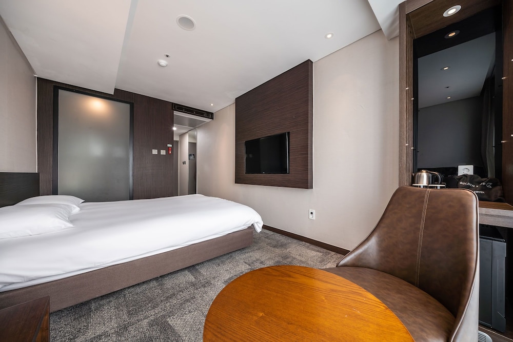 Golden Tulip Jeju Seongsan 14/68