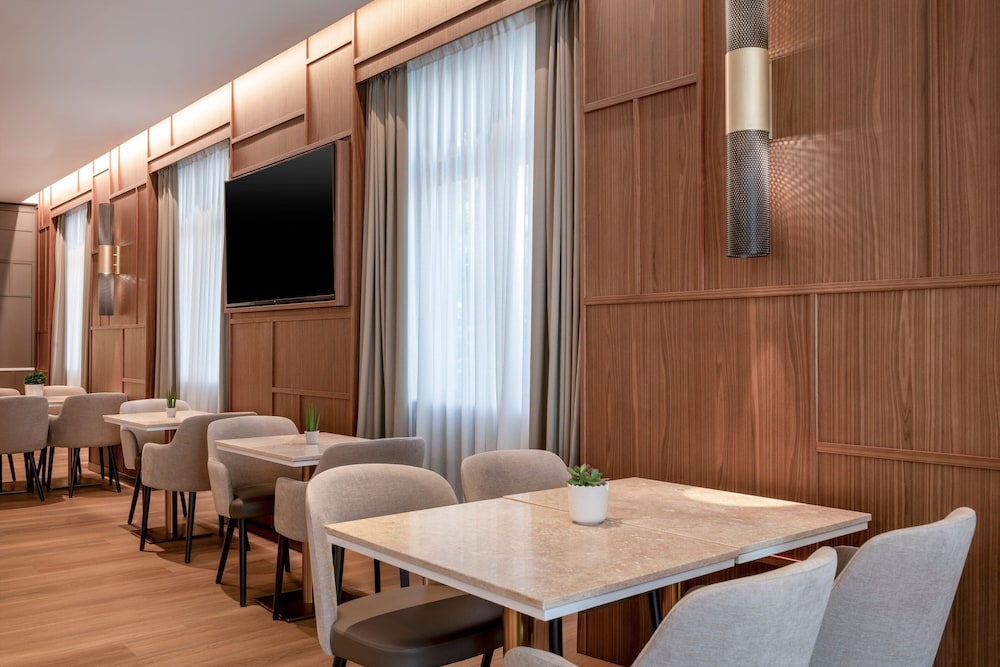 AC Hotel by Marriott Clodio Roma 39/49