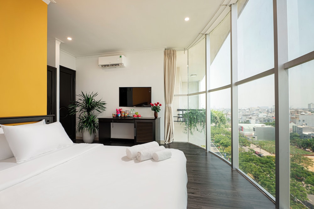 Amanda Hotel 28/53
