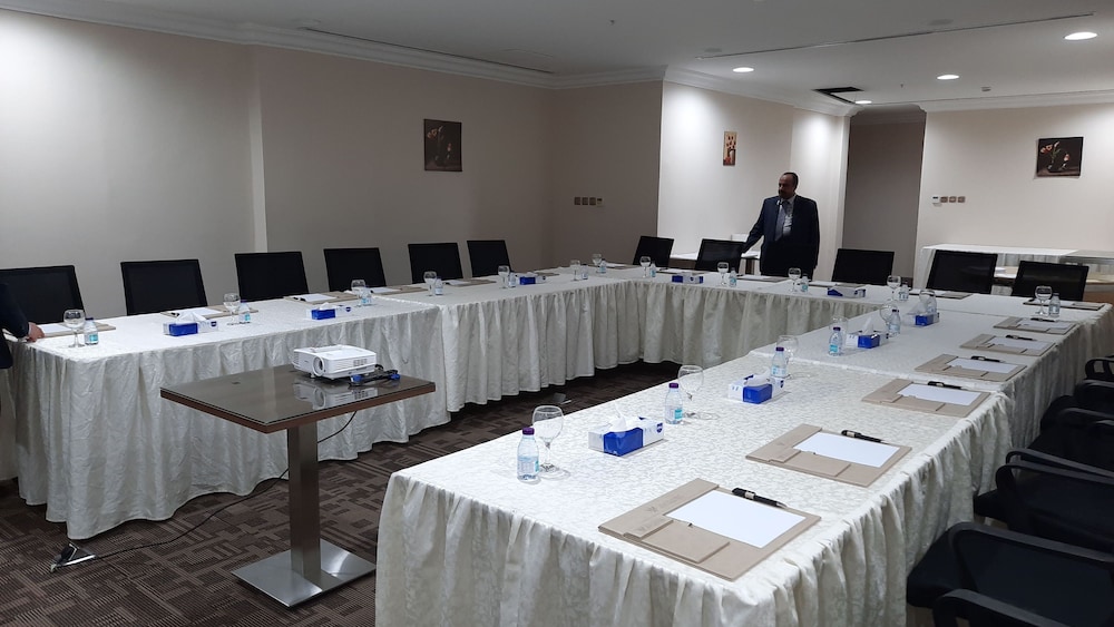 فندق حياة الرياض وشم(Hayat Alriyadh Washam Hotel) 44/50