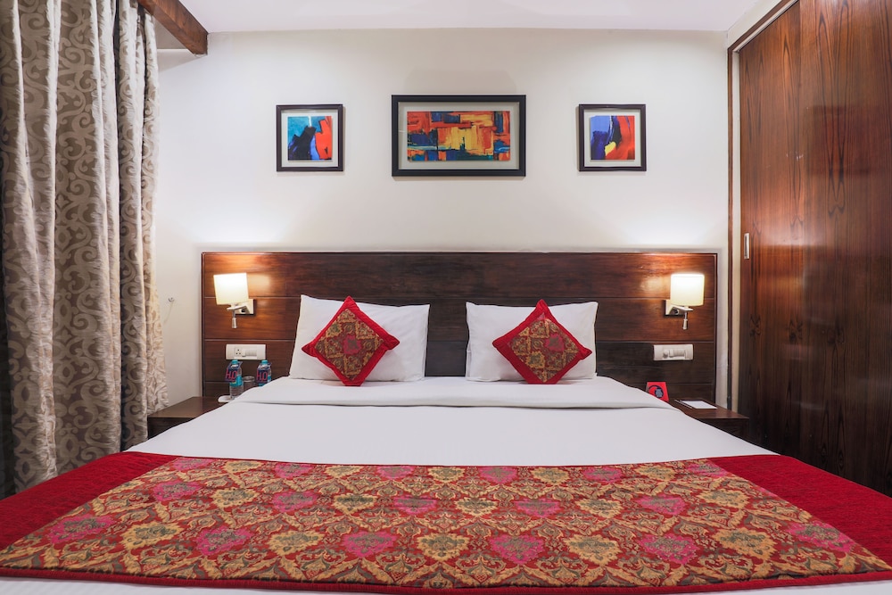 Hotel Blue Stone - Nehru Place 20/49