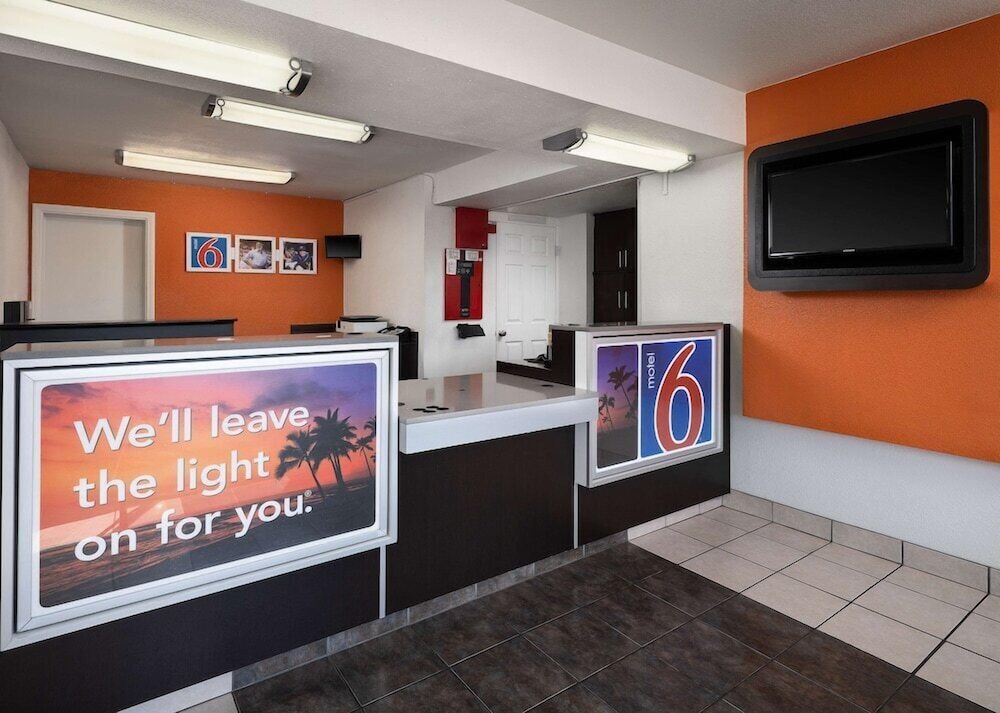 Motel6 Carpinteria, CA - Santa Barbara - North 12/59