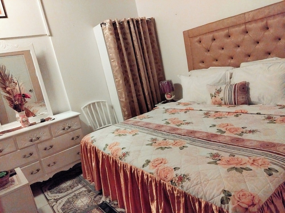Pinkhibiscus Guest House 21/50