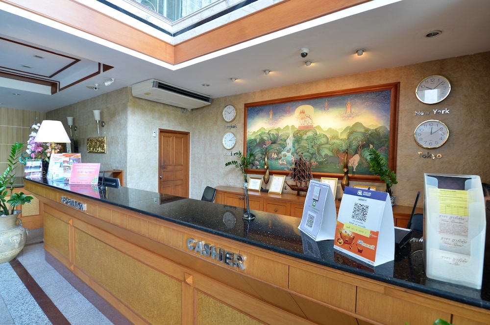 Tara Garden Hotel 6/50