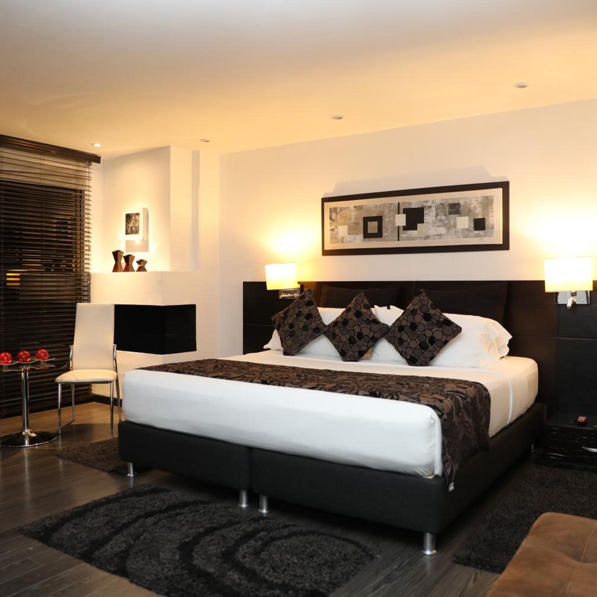 Suites 108 5/55