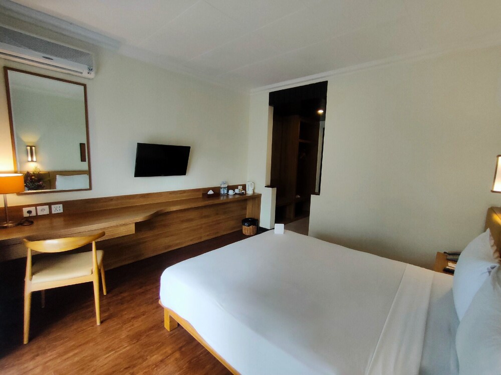 El Hotel Kartika Wijaya Batu 18/57