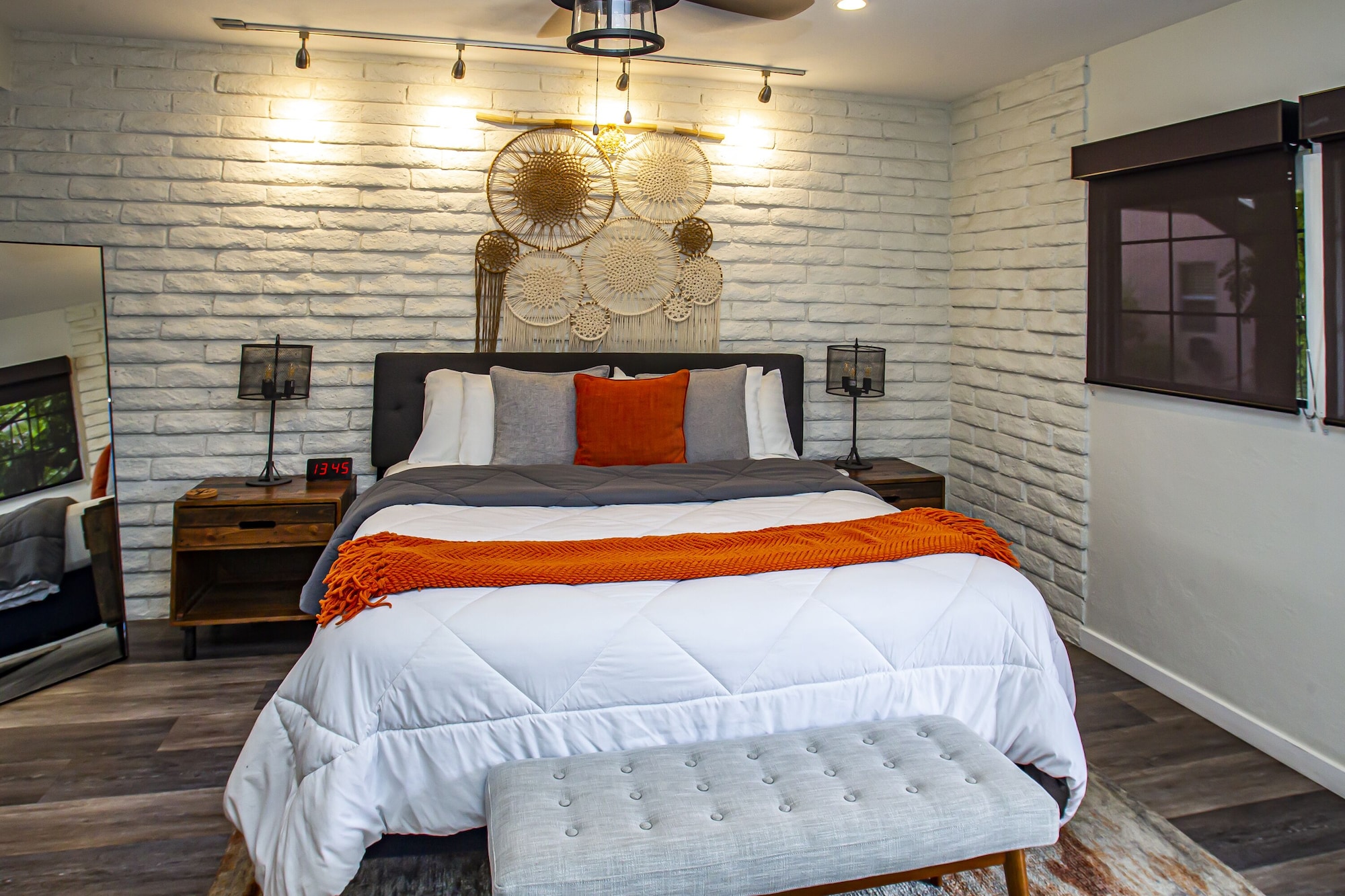 Premium, King Bed, Pool Side