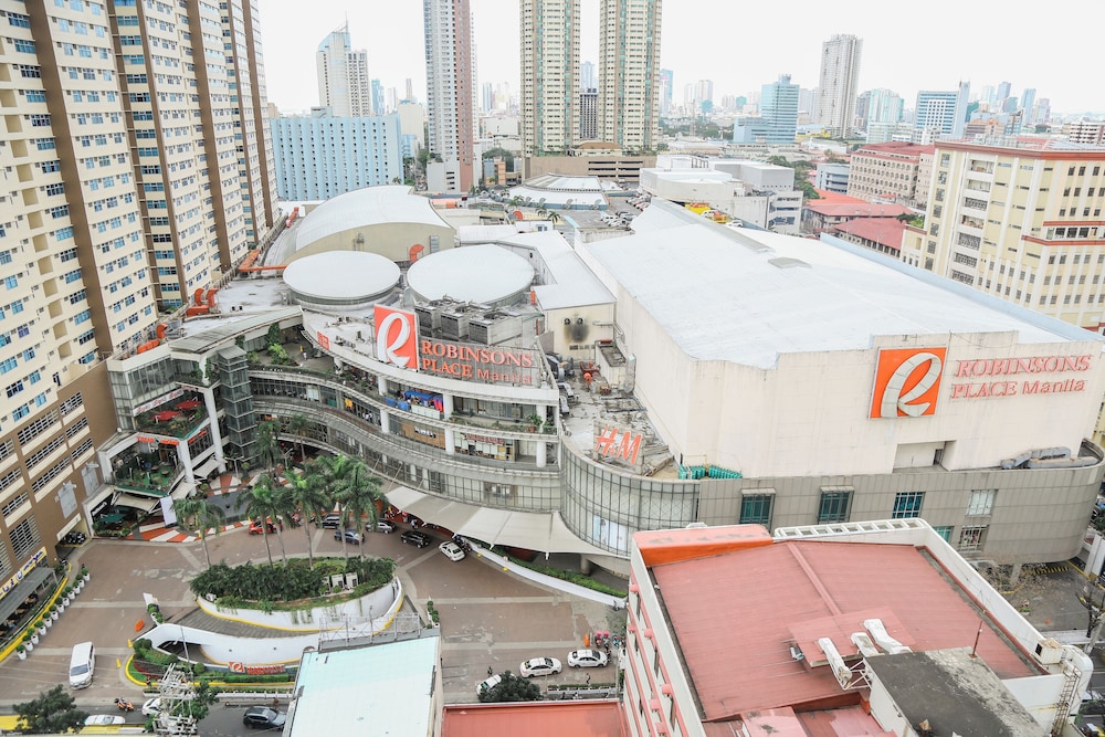Pacific Bay Grand Suites 44/50